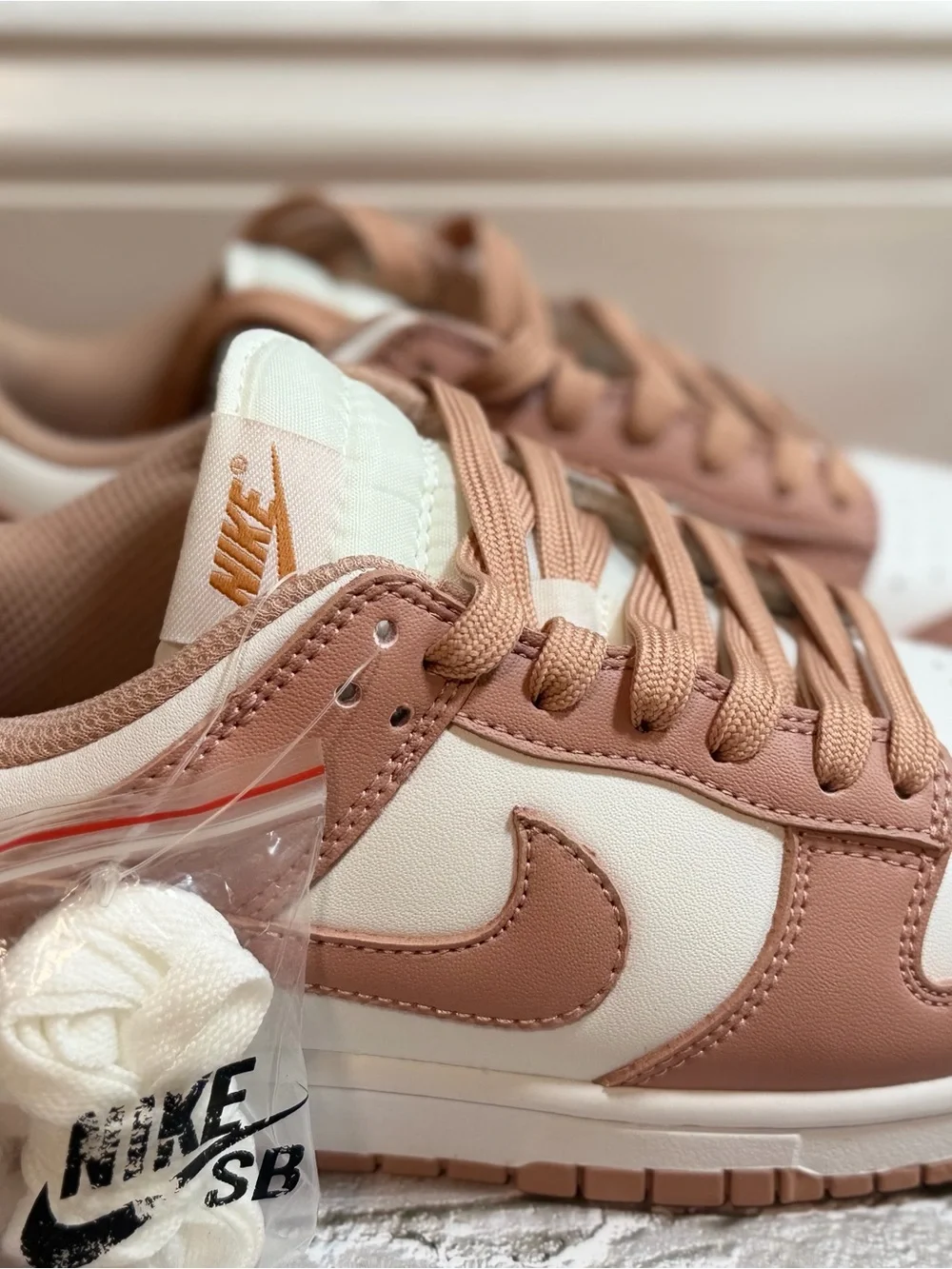 Nike stylish low